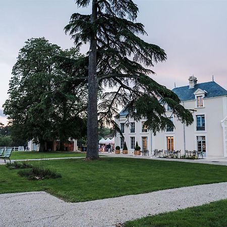 Domaine De L'Ecorcerie Fontaine-le-Comte Exterior foto